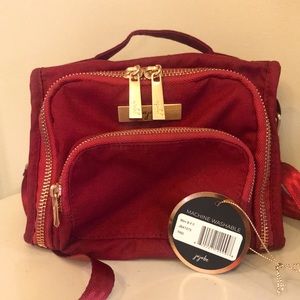 EUC Jujube mini BFF in Tibetan Red
